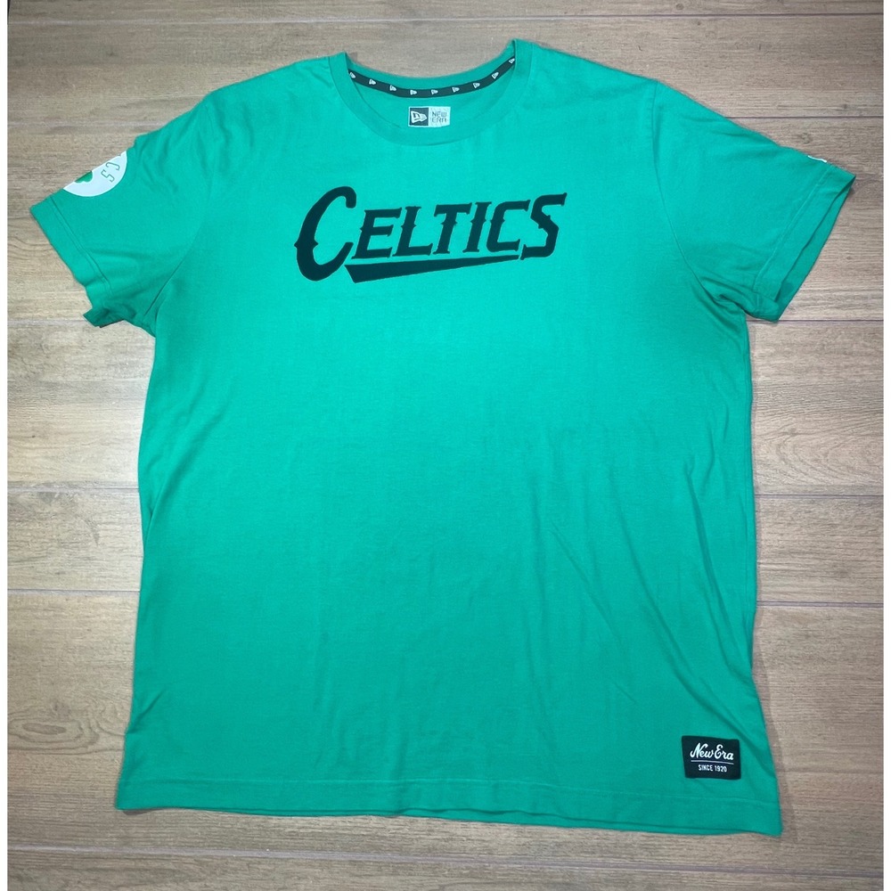 New Era Boston Celtics Green Graphic T Shirt Men's Size 2XL